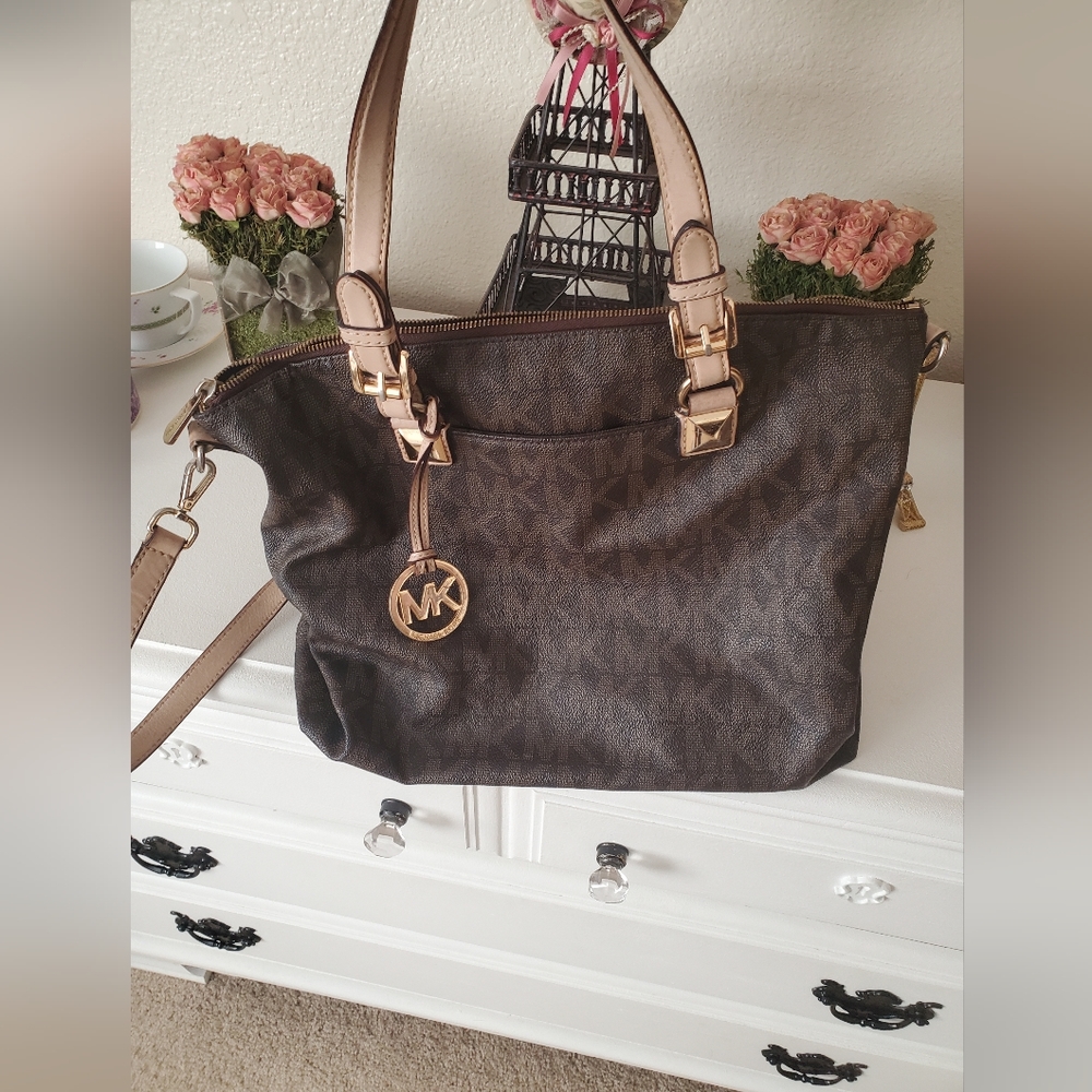 Michael Kors bag